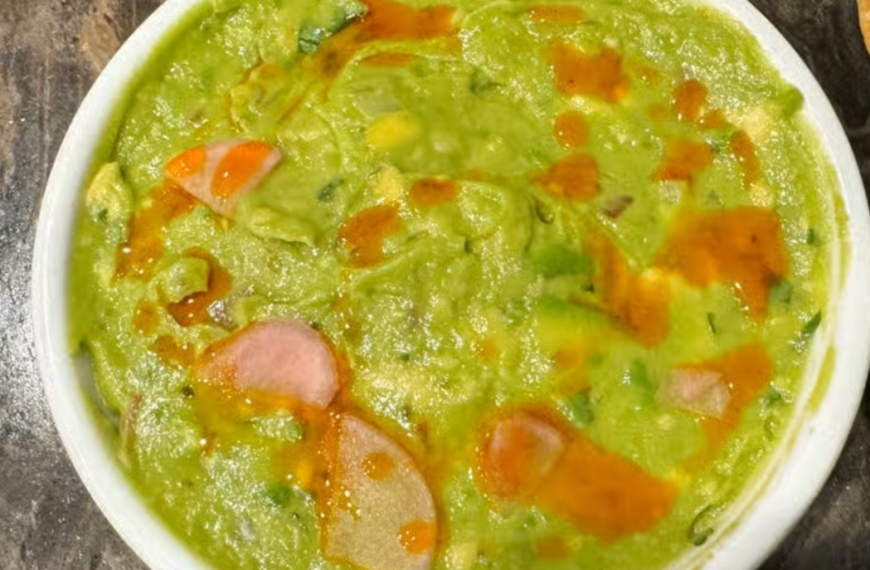 10-Minute Fresh Guacamole Salad — Simple, Healthy & Delicious