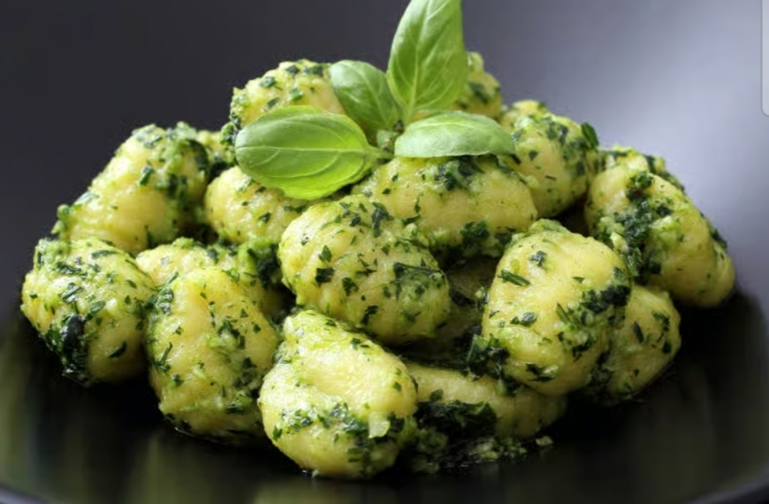 Easy Pesto Gnocchi Recipe – Quick, Creamy & Bursting with Flavor