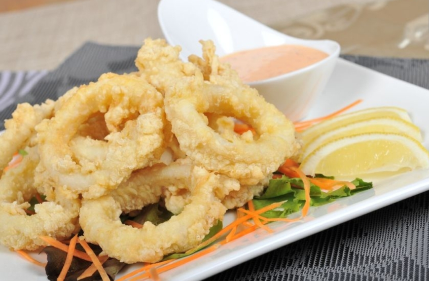 Fried Calamari Recipe: Crispy, Tender, and Irresistible